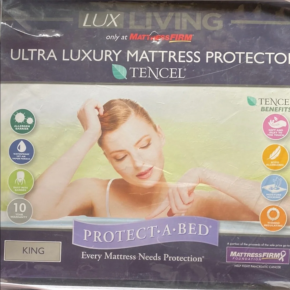 NIB “KING” Ultra Luxury Mattress Protector - White by LUX MATTRESS FIRM